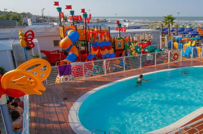 hotelmimosa it spiaggia 017